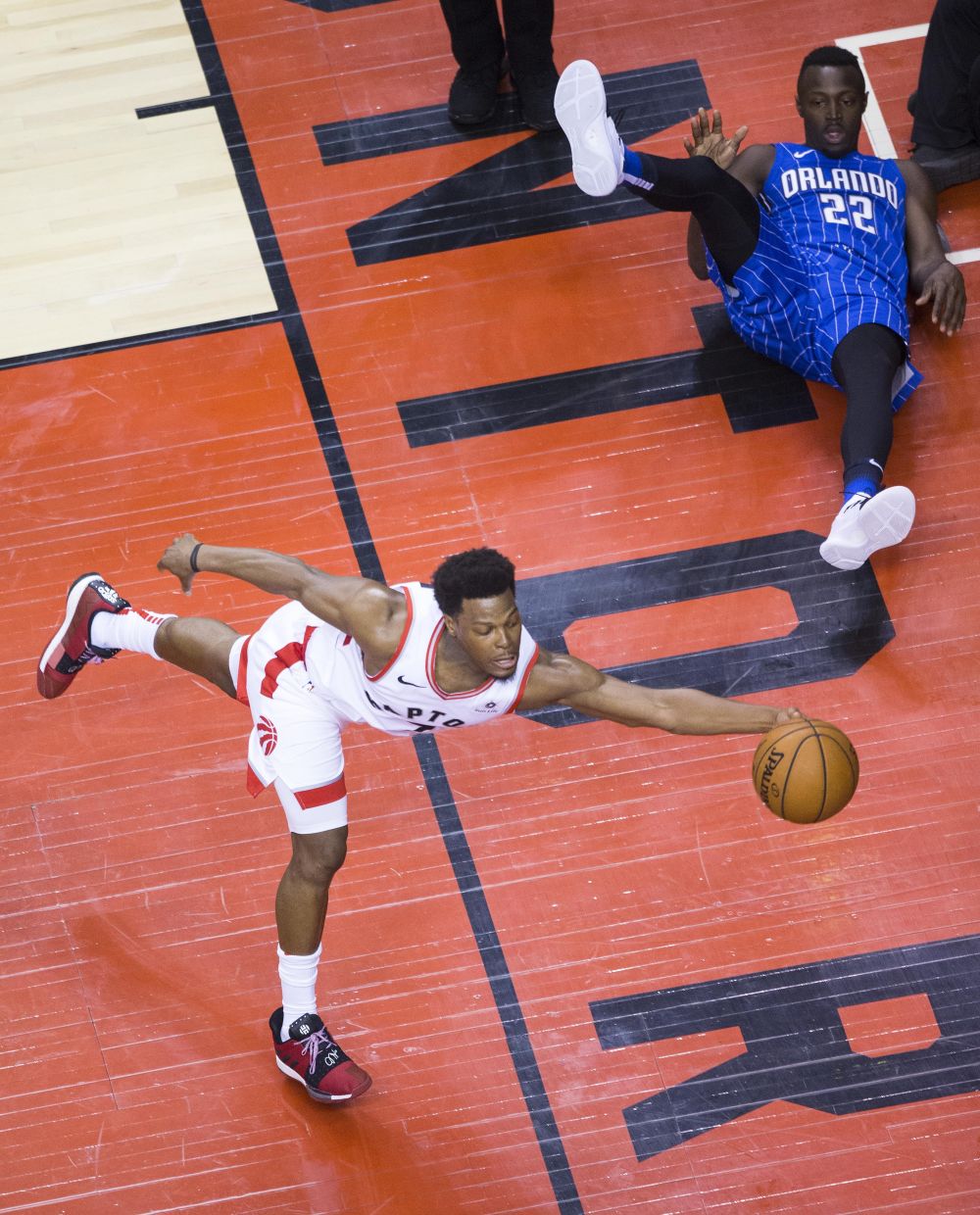 随机蒂姆迎来七赛季高光表现，日本队球迷沸腾！